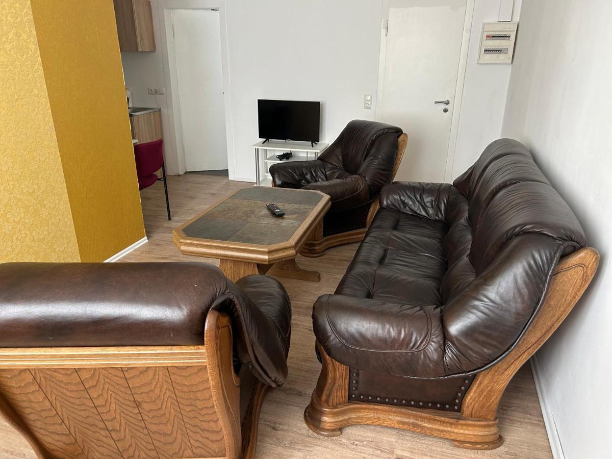 Gaestewohnung Gesamte Unterkunft- Tv- Internet Osterburg Екстериор снимка